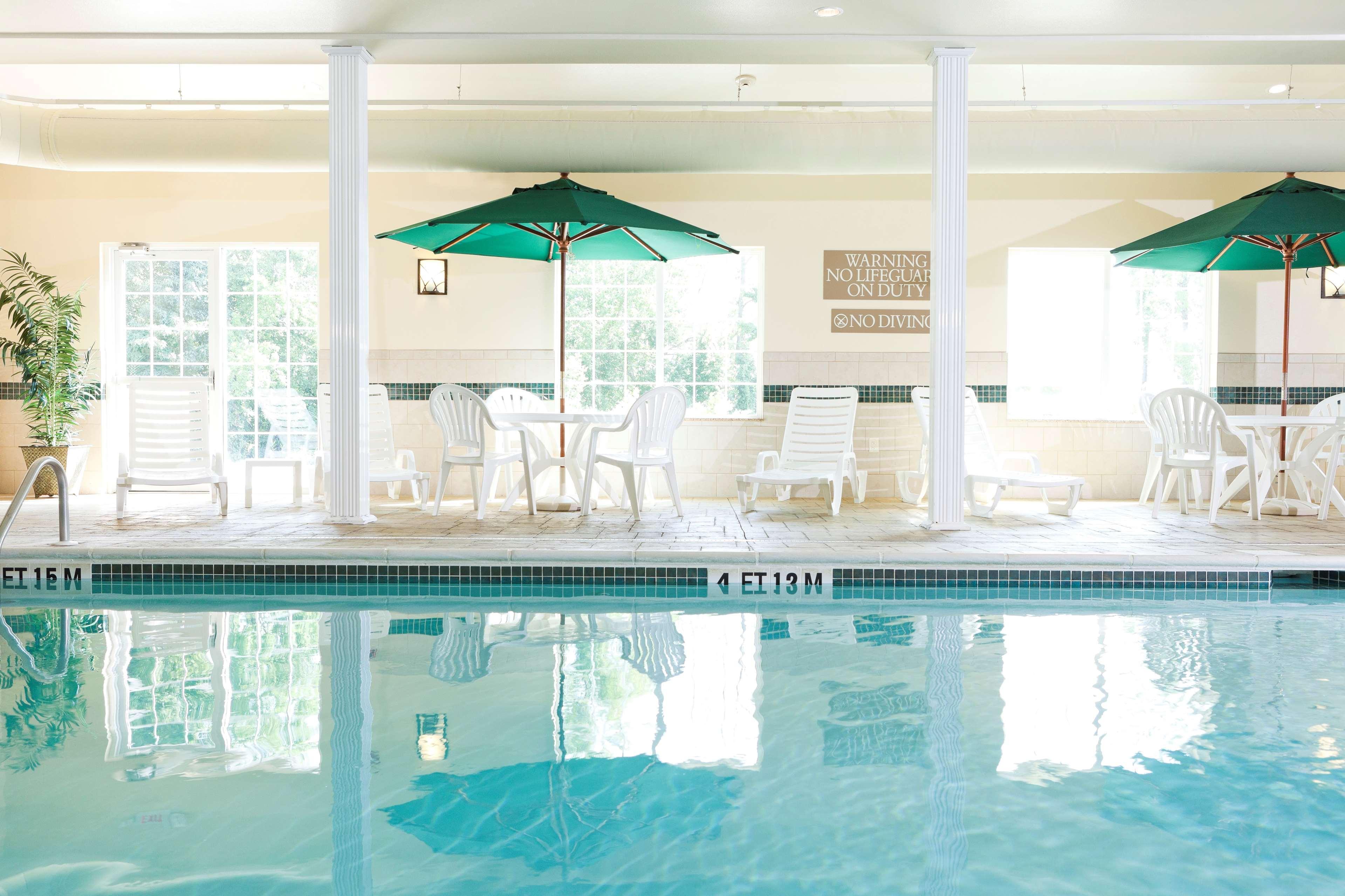 Country Inn & Suites By Radisson, Rocky Mount, Nc Buitenkant foto