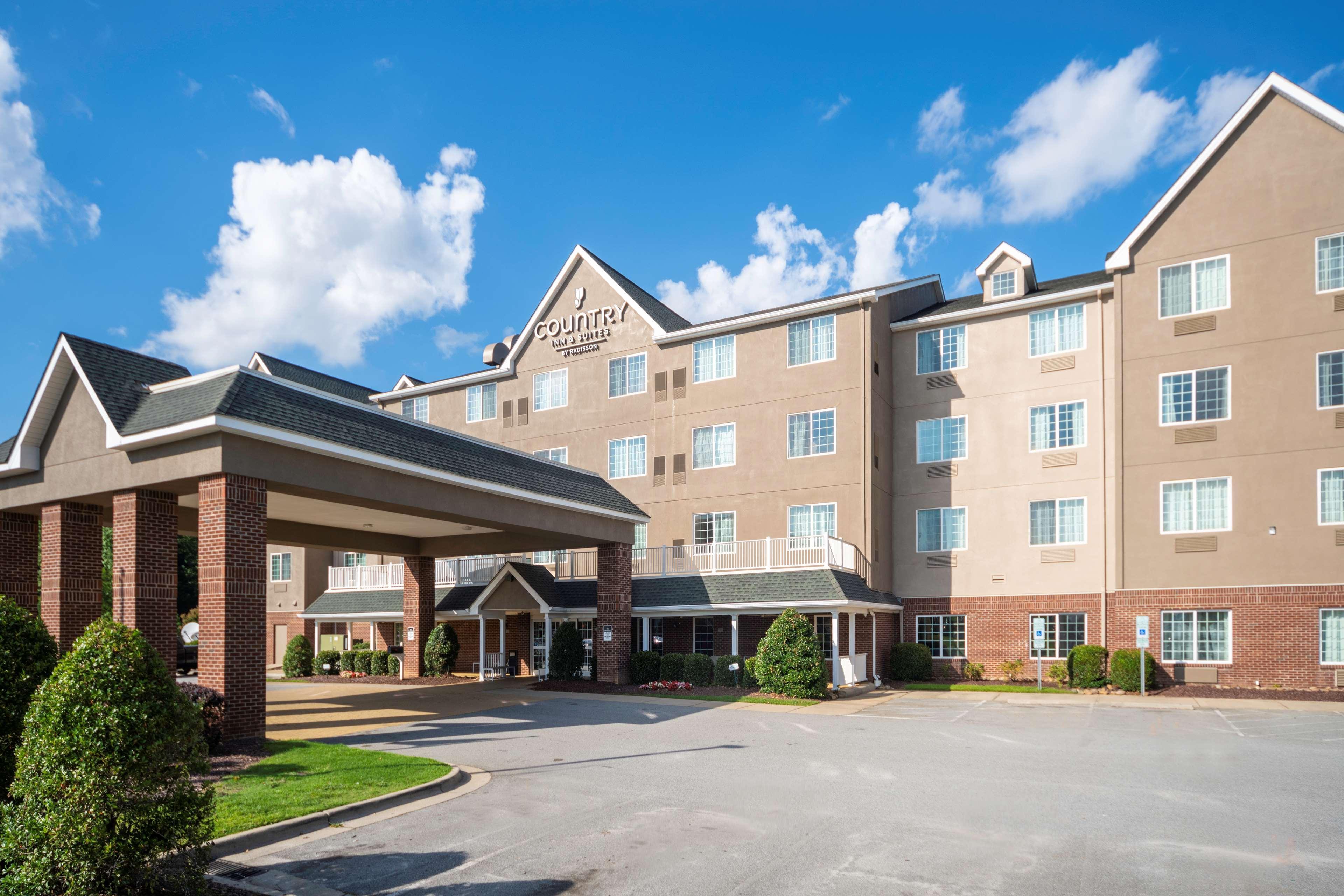 Country Inn & Suites By Radisson, Rocky Mount, Nc Buitenkant foto