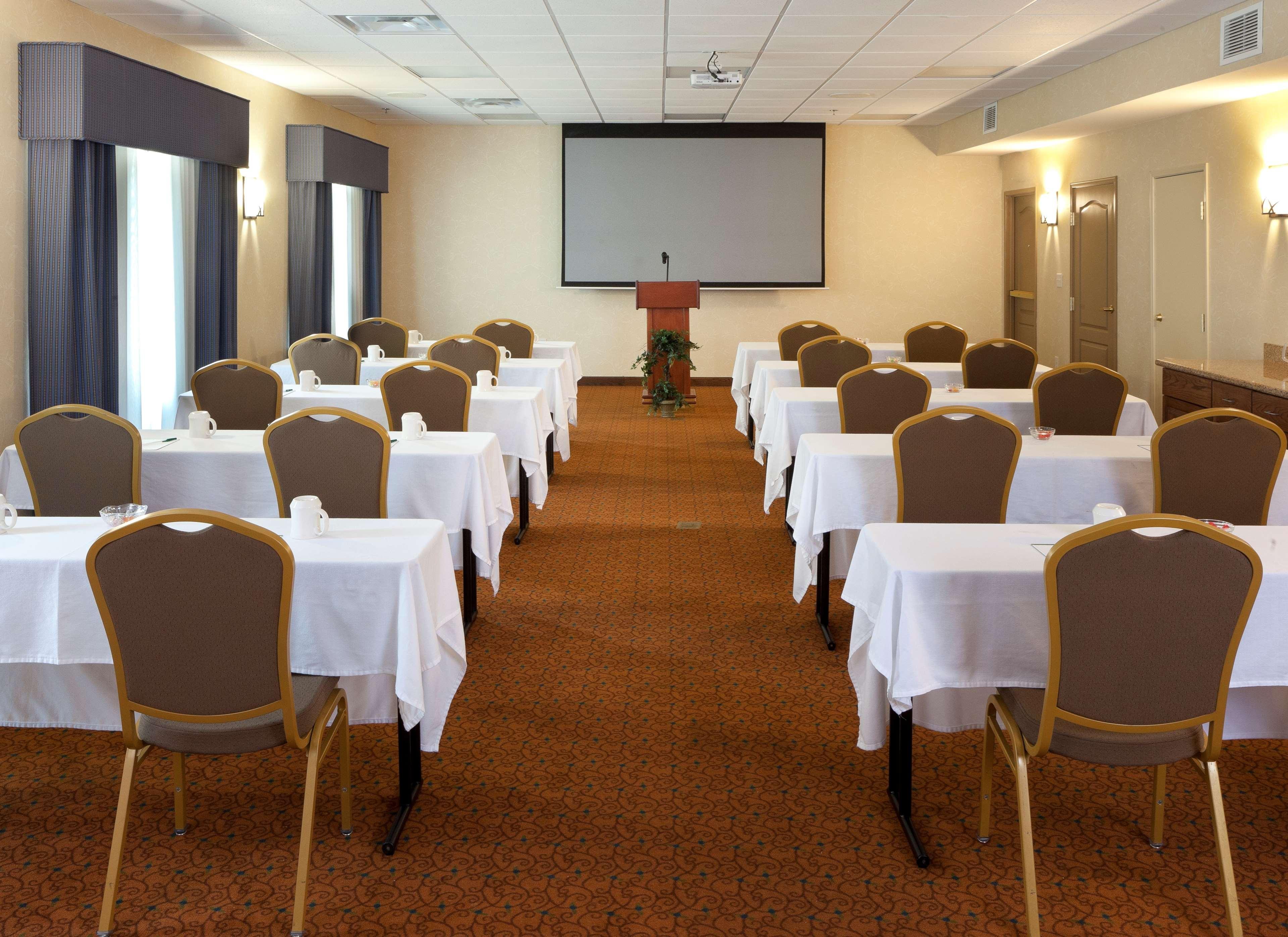Country Inn & Suites By Radisson, Rocky Mount, Nc Buitenkant foto
