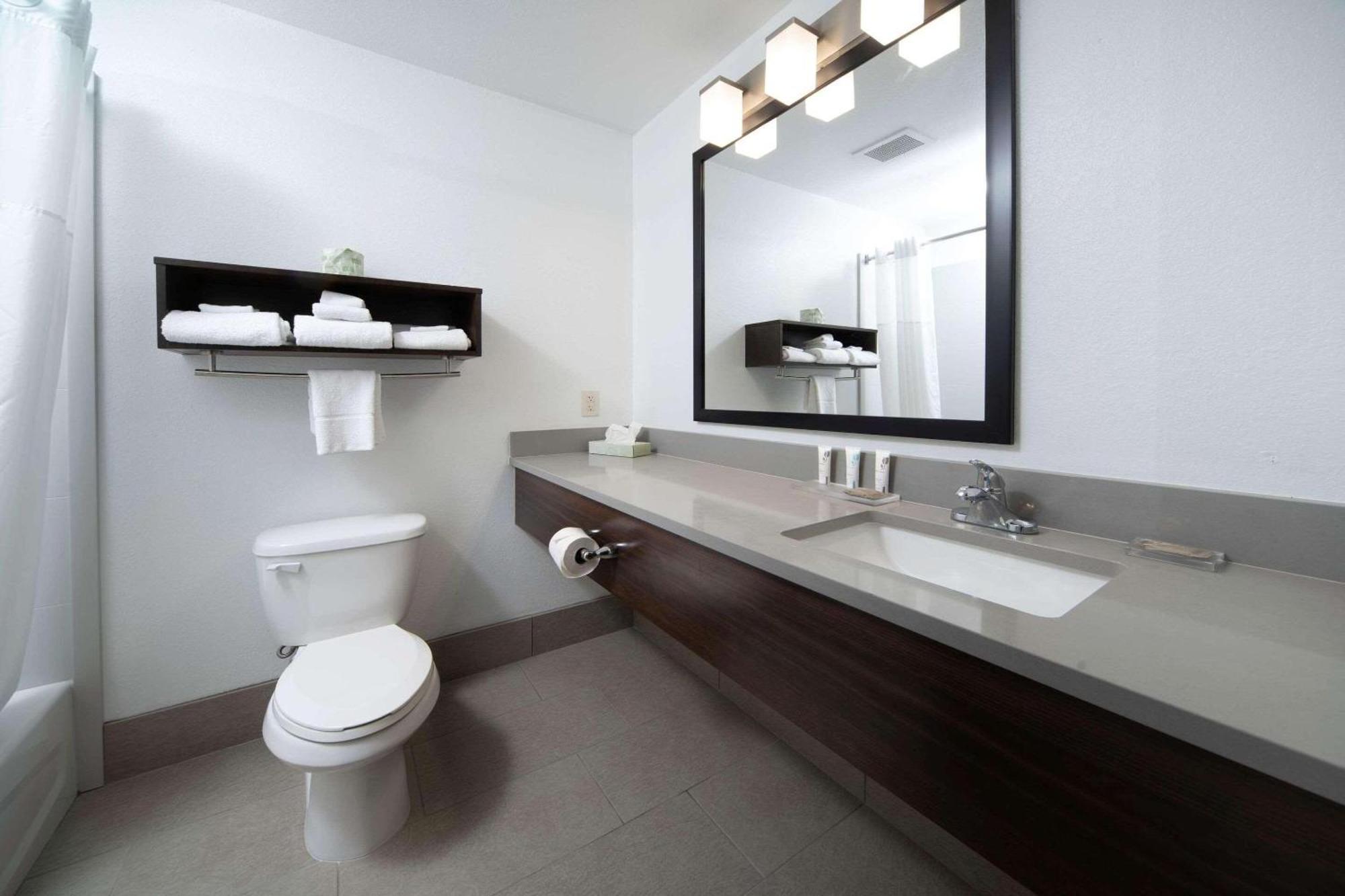 Country Inn & Suites By Radisson, Rocky Mount, Nc Buitenkant foto